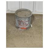Metal minnow bucket