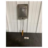 Vintage popcorn popper