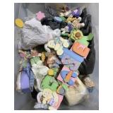 Tote of Easter decor