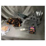 Tote of Halloween decor