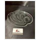 Tote with 20 Wheat Plates