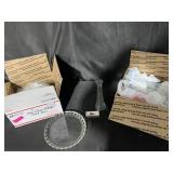 8 vases and 4 snack plates