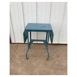 Metal rolling type writer table