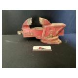 Bench vise-Sears brand 4in