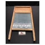 Washboard with glass