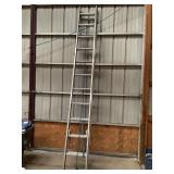 Aluminum extension ladder