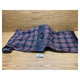 Plaid Folding in suitcase