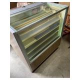 Revolving berg showcase