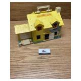 Fisher price play family house