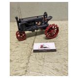 Diecast tractor 1/16