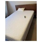 Sealy Posturepedic adjustable bed with memory