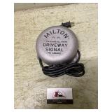 New Milton driveway signal