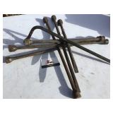 Four Way and Crow Bar