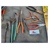 Pliers