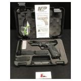 NEW M & P M2.0 pistol