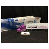 Freightliner FLD 120 Conventional Tractor with