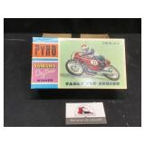 Pyro Yamaha Daytona 1/16 Model