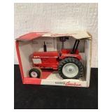 Ertl White American 1/16 scale