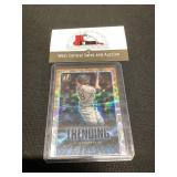 2021 Donruss Trending Gold Luis Robert Parallel