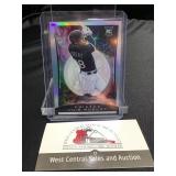 2020 Chronicles Titan Luis Robert Rookie