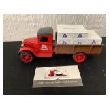 Ertl 1931 Hawkeye Bank