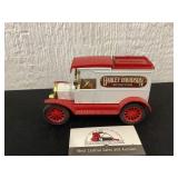 Ertl Replica Ford 1913 Model T Van Bank