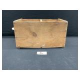 Canadian Apples wooden crate