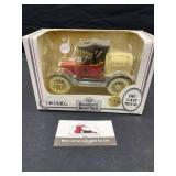 1:25 scale ERTL bank