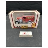 1:25 scale ERTL bank Budweiser