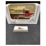 1:34 scale ERTL bank Budweiser
