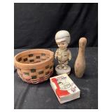 Bobble Head, Wooden Pin