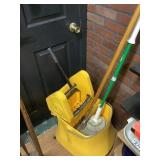 Commercial floor mop