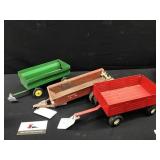 John Deere, Ertl, International Wagons