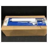 Box of five door closers