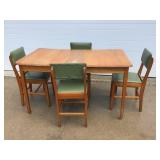 Table & Chairs