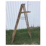 Wood Step Ladder