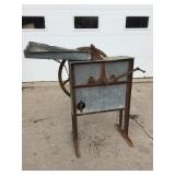 John Deere Corn Sheller