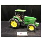 John Deere 7600