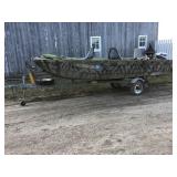 Duck blind V bottom Boat