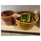 Planters, shovels, misc pet items