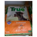 True Professional Trumune Dog Food
