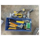 Staple guns and staples