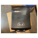 Renown paper towel dispenser