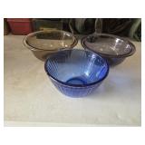 Glass Pyrex Mixing Bowls