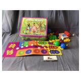 Snow White and the seven dwarfs lunchbox and game