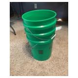 5 gallon buckets