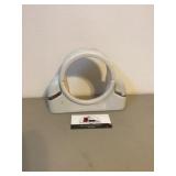 Porcelain clock encasement