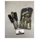 Wood chisels