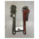 Pipe wrenches