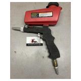 Gravity Feed Blast Gun